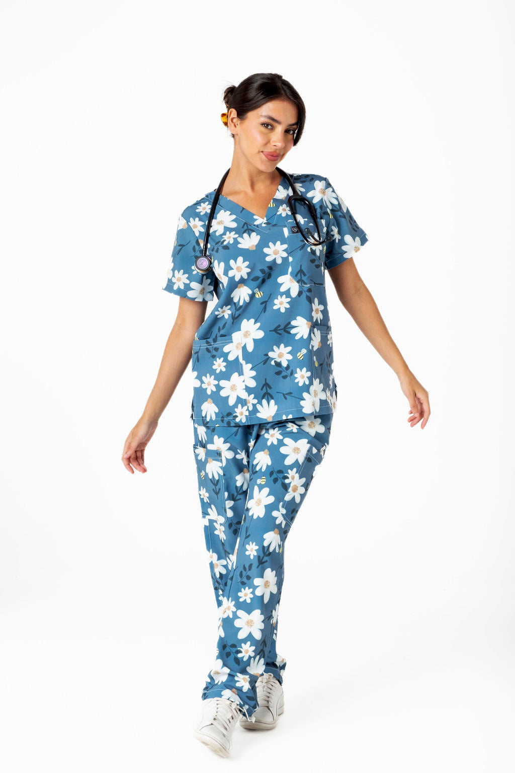 Dusky Daisy Scrub Set