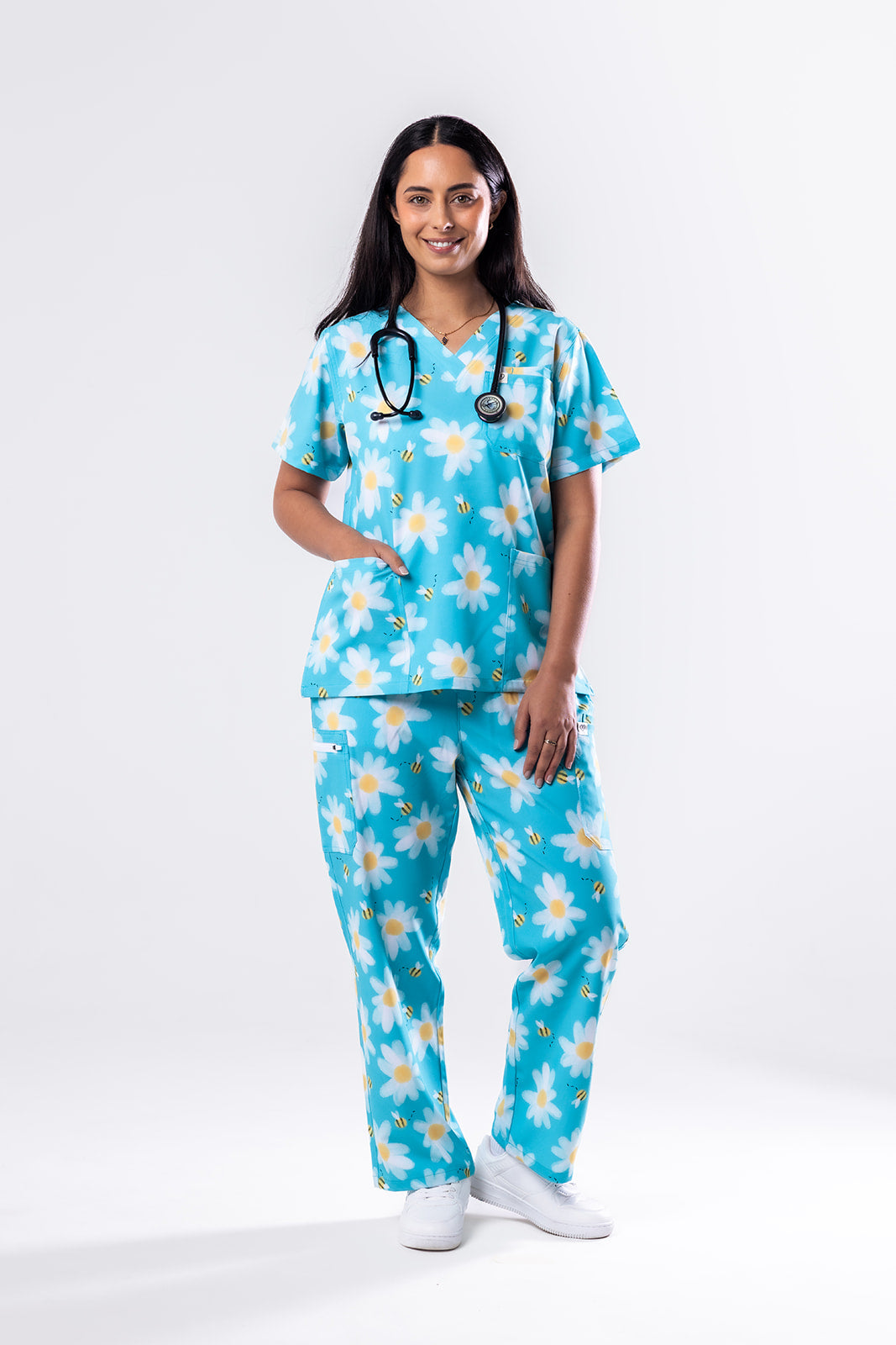 Bee & Daisy Scrub Set