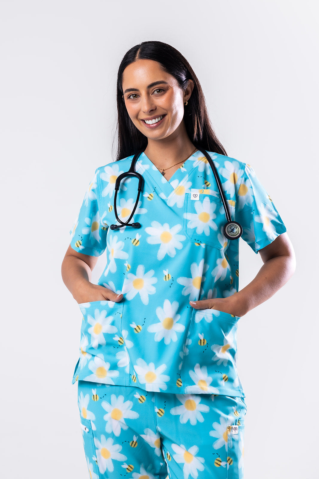 Bee & Daisy Scrub Set