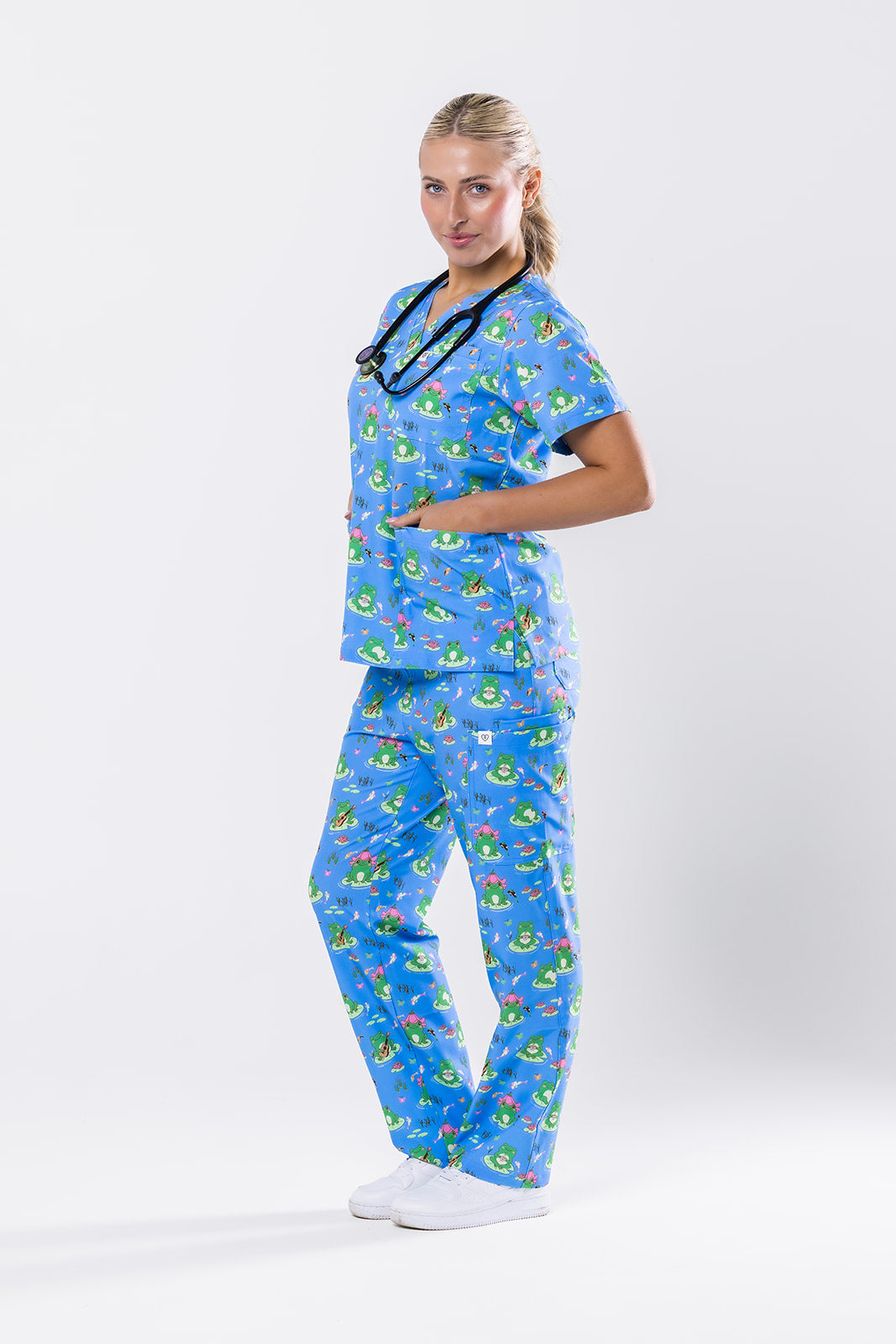 Whimsical Toad Scrub Set